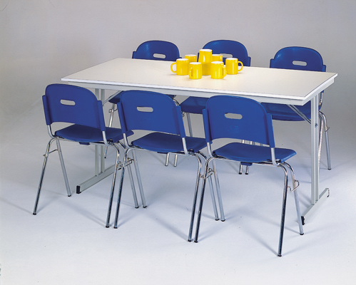 انواع میز غذاخوری پلاستیکی