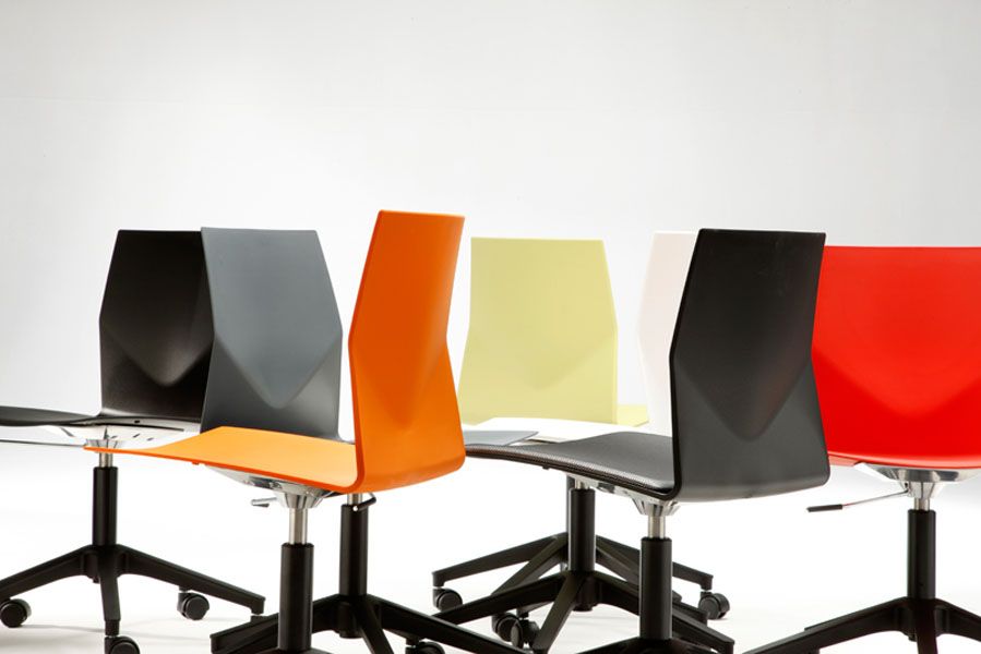 خرید صندلی پلاستیکی