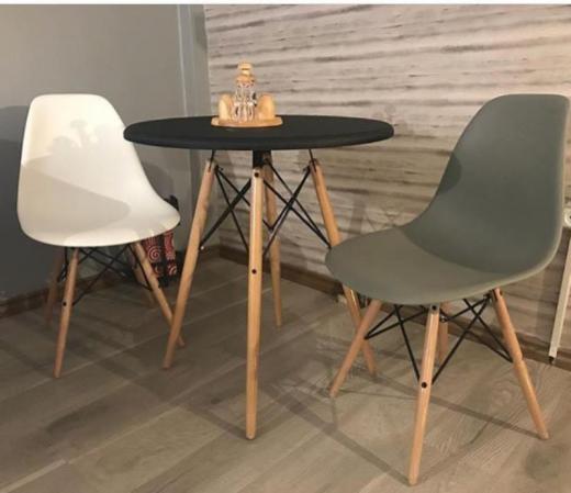 ویژگی های میز صندلی پلاستیکی اصل چیست؟