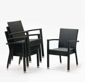 صندلی حصیری پلاستیکی